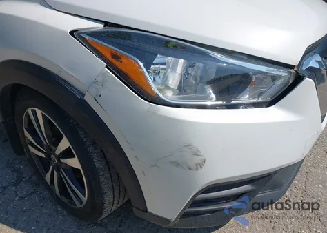 2018 Nissan Kicks Sv из США, поврежденный, VIN 3N1CP5CU3JL519149